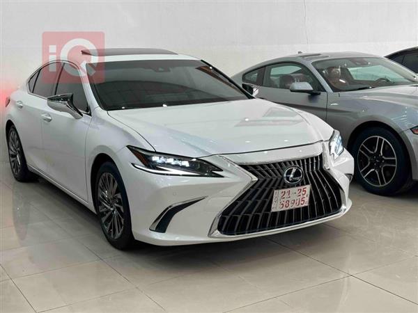 Lexus for sale in Iraq